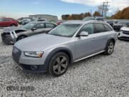 ✅ 2015 Audi allroad A4 Premium Plus • VIN: WA1UFAFL1FA089176 • Лот: 77208064. Опубликован ранее на Copart с пробегом 95 792 миль. Бесплатный доступ к архиву аукционных продаж из США и подробный отчёт об истории автомобиля на DreamBid. Изображение 1.