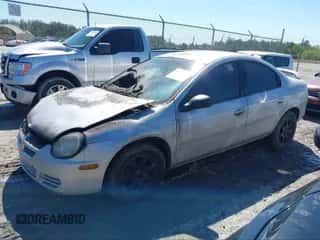 2000 Dodge Neon Highline z VIN 1B3ES46C8YD725604, wystawiony jako IAAI lot #39736051 z przebiegiem Nie podano mil oraz . Historia ofert i sprzedaży dostępna na DreamBid. Obrazek 1.