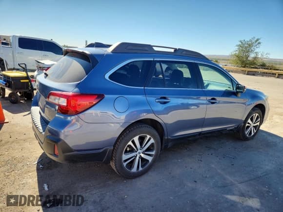 ✅ 2018 Subaru Outback Limited • VIN: 4S4BSAKC1J3395737 • Лот: 82775305. Опубликован ранее на Copart с пробегом 124 861 миль. Бесплатный доступ к архиву аукционных продаж из США и подробный отчёт об истории автомобиля на DreamBid. Изображение 3.