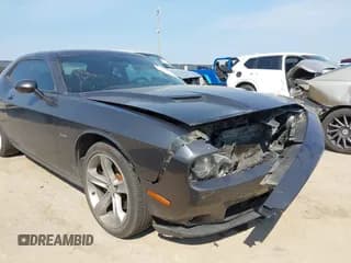 ✅ 2015 Dodge Challenger R/T • VIN: 2C3CDZAT6FH865448 • Lot: 43256236. Wystawiony na IAAI z przebiegiem 216 862 mil. Bezpłatny archiwum sprzedaży aukcyjnych z USA i szczegółowy raport historii pojazdu na DreamBid. Zdjęcie 6.