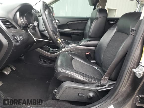 ✅ 2016 Dodge Journey Crossroad Plus • VIN: 3C4PDCGB1GT143807 • Lot: 90240985. Listed on Copart with 170,514 mi. Free auction sales archive from the USA and detailed vehicle history report at DreamBid. Image 7.