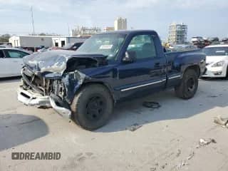 2001 Chevrolet Silverado 1500 с VIN 1GCEC14W91Z138280, выставлен на аукционе Copart как лот 47039375 с пробегом Не указан миль и Списание • Salvage title. История ставок и продаж доступна на DreamBid. Изображение 1.