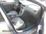 2011 Chevrolet Malibu 2LT z VIN 1G1ZD5E78BF388392, wystawiony jako IAAI lot #41643679 z przebiegiem 177 168 mil mil oraz . Historia ofert i sprzedaży dostępna na DreamBid. Obrazek 5.