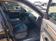 ✅ 2019 Volkswagen Atlas SEL Premium • VIN: 1V2NR2CA3KC555326 • Лот: 43135950. Опубликован ранее на IAAI с пробегом 82 951 миль. Бесплатный доступ к архиву аукционных продаж из США и подробный отчёт об истории автомобиля на DreamBid. Изображение 5.