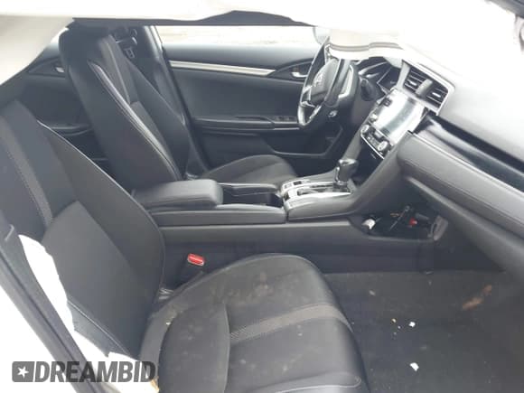 ✅ 2020 Honda Civic Sport • VIN: 2HGFC2F81LH572495 • Лот: 43665292. Опубликован ранее на IAAI с пробегом 59 578 миль. Бесплатный доступ к архиву аукционных продаж из США и подробный отчёт об истории автомобиля на DreamBid. Изображение 5.