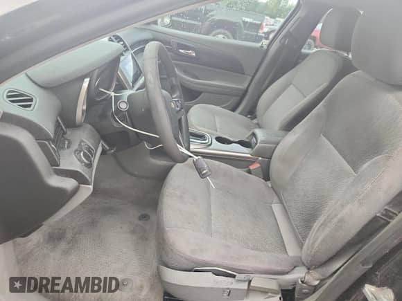 2013 Chevrolet Malibu LS с VIN 1G11B5SA5DF355890, выставлен на аукционе Copart как лот 82035045 с пробегом 148 403 миль миль и Списание • Salvage title. История ставок и продаж доступна на DreamBid. Изображение 7.