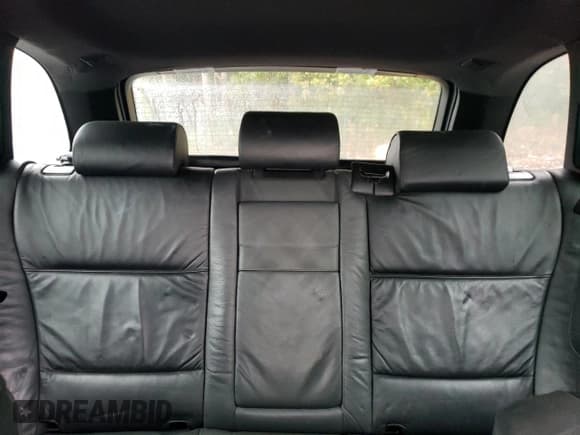 ✅ 2000 BMW X5 • VIN: WBAFB3341YLH03301 • Lot: 73379094. Wystawiony na Copart z przebiegiem 150 051 mil. Bezpłatny archiwum sprzedaży aukcyjnych z USA i szczegółowy raport historii pojazdu na DreamBid. Zdjęcie 10.