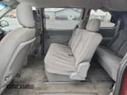 ✅ 2006 Chrysler Town & Country • VIN: 1A4GP45RX6B690792 • Лот: 90211055. Опубликован ранее на Copart с пробегом 165 572 миль. Бесплатный доступ к архиву аукционных продаж из США и подробный отчёт об истории автомобиля на DreamBid. Изображение 10.