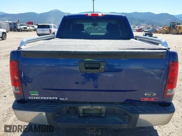 ✅ 2013 GMC Sierra 1500 SLT • VIN: 3GTP2WE76DG375975 • Lot: 42374696. Listed on IAAI with 201,057 mi. Free auction sales archive from the USA and detailed vehicle history report at DreamBid. Image 17.