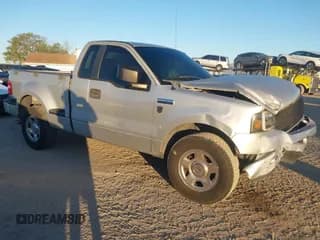 ✅ 2005 Ford F-150 STX • VIN: 1FTRF02W85KE51258 • Lot: 41828210. Wystawiony na IAAI z przebiegiem 246 385 mil. Bezpłatny archiwum sprzedaży aukcyjnych z USA i szczegółowy raport historii pojazdu na DreamBid. Zdjęcie 1.