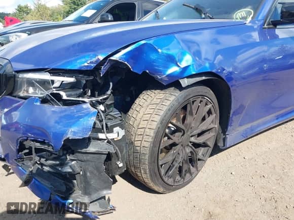 2020 BMW 3 Series 330i xDrive z VIN WBA5R7C02LFJ31901, wystawiony jako IAAI lot #43217310 z przebiegiem 75 623 mil mil oraz . Historia ofert i sprzedaży dostępna na DreamBid. Obrazek 6.