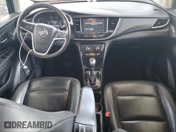 ✅ 2019 Buick Encore Essence • VIN: KL4CJGSM2KB872958 • Лот: 85133485. Опубликован ранее на Copart с пробегом 114 528 миль. Бесплатный доступ к архиву аукционных продаж из США и подробный отчёт об истории автомобиля на DreamBid. Изображение 8.