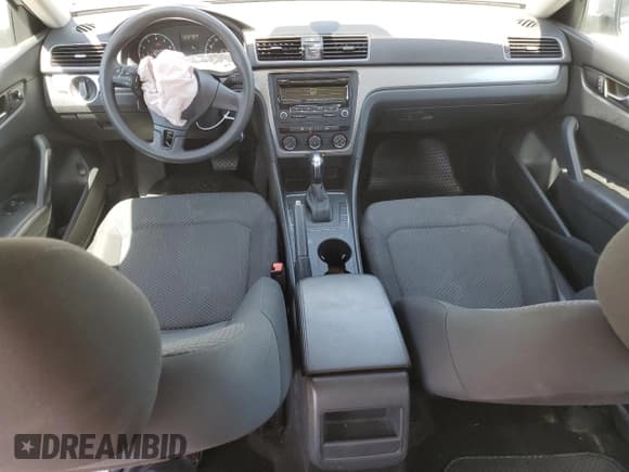 ✅ 2013 Volkswagen Passat S • VIN: 1VWAP7A38DC001836 • Lot: 61879375. Listed on Copart with 82,841 mi. Free auction sales archive from the USA and detailed vehicle history report at DreamBid. Image 8.