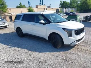 ✅ 2025 Kia Carnival LXS • VIN: KNDNB5K38S6522864 • Lot: 42653961. Listed on IAAI with 5,259 mi. Free auction sales archive from the USA and detailed vehicle history report at DreamBid. Image 1.