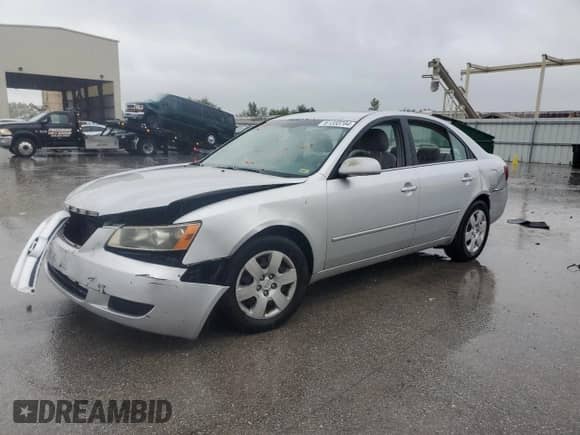 2008 Hyundai Sonata GLS with VIN 5NPET46F08H354728, listed as a Copart auction lot 61333704 with Not provided miles and Salvage title. Bid and sale history available at DreamBid. Image 1.