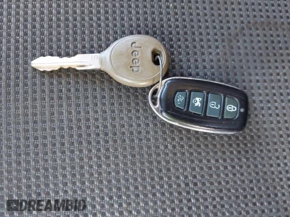 ✅ 2017 Jeep Patriot Sport • VIN: 1C4NJPBB3HD170951 • Lot: 43748360. Listed on IAAI with 126,676 mi. Free auction sales archive from the USA and detailed vehicle history report at DreamBid. Image 11.