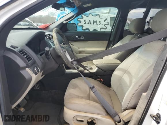 ✅ 2015 Ford Explorer • VIN: 1FM5K8B83FGC57490 • Лот: 84092624. Опубликован ранее на Copart с пробегом Не указан. Бесплатный доступ к архиву аукционных продаж из США и подробный отчёт об истории автомобиля на DreamBid. Изображение 7.