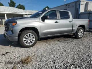 ✅ 2025 Chevrolet Silverado 1500 Custom • VIN: 3GCPABEK4SG316288 • Лот: 84471925. Опубликован ранее на Copart с пробегом 5 792 миль. Бесплатный доступ к архиву аукционных продаж из США и подробный отчёт об истории автомобиля на DreamBid. Изображение 1.