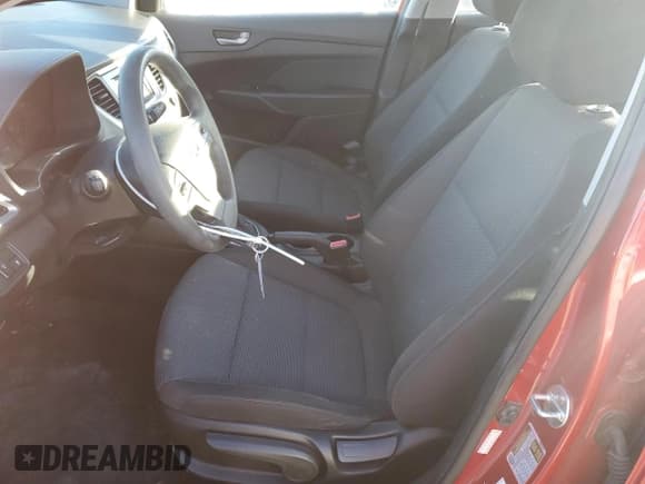 ✅ 2019 Hyundai Accent SE • VIN: 3KPC24A38KE084957 • Лот: 44552385. Опубликован ранее на Copart с пробегом 82 200 миль. Бесплатный доступ к архиву аукционных продаж из США и подробный отчёт об истории автомобиля на DreamBid. Изображение 7.