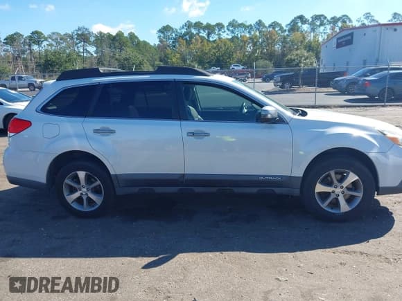 ✅ 2013 Subaru Outback Limited • VIN: 4S4BRDSC3D2265711 • Лот: 43470907. Опубликован ранее на IAAI с пробегом 114 657 миль. Бесплатный доступ к архиву аукционных продаж из США и подробный отчёт об истории автомобиля на DreamBid. Изображение 14.