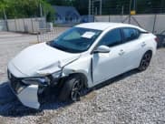 ✅ 2024 Nissan Sentra SV • VIN: 3N1AB8CV9RY236589 • Lot: 42204216. Listed on IAAI with 9,450 mi. Free auction sales archive from the USA and detailed vehicle history report at DreamBid. Image 17.