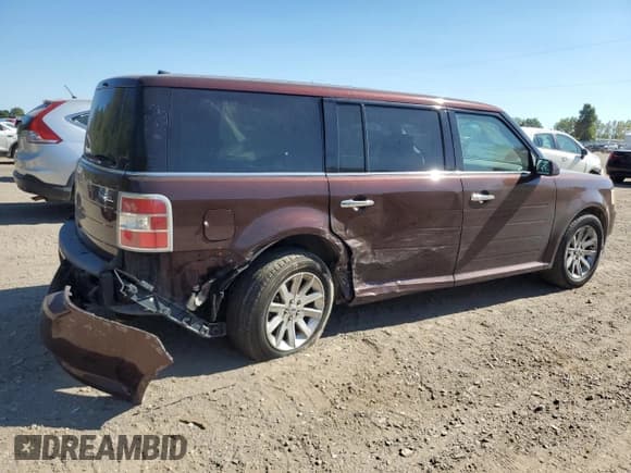 ✅ 2010 Ford Flex SEL • VIN: 2FMGK5CC0ABB29640 • Лот: 84532805. Опубликован ранее на Copart с пробегом 181 351 миль. Бесплатный доступ к архиву аукционных продаж из США и подробный отчёт об истории автомобиля на DreamBid. Изображение 3.
