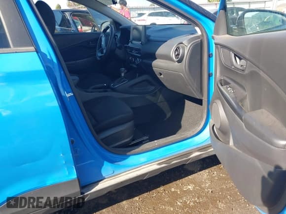 ✅ 2022 Hyundai Kona SEL • VIN: KM8K62ABXNU920314 • Lot: 43426742. Listed on IAAI with 36,831 mi. Free auction sales archive from the USA and detailed vehicle history report at DreamBid. Image 5.