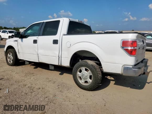 ✅ 2013 Ford F-150 XLT • VIN: 1FTEW1CM7DFA45402 • Лот: 80385435. Опубликован ранее на Copart с пробегом Не указан. Бесплатный доступ к архиву аукционных продаж из США и подробный отчёт об истории автомобиля на DreamBid. Изображение 2.