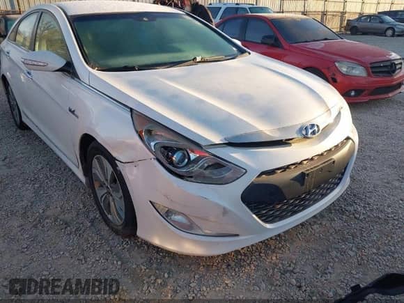 2013 Hyundai Sonata Limited с VIN KMHEC4A41DA097694, выставлен на аукционе IAAI как лот 43603323 с пробегом 26 243 миль миль и . История ставок и продаж доступна на DreamBid. Изображение 6.