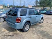 ✅ 2008 Ford Escape Hybrid • VIN: 1FMCU49H38KD32513 • Lot: 97445345. Wystawiony na Copart z przebiegiem 223 211 mil. Bezpłatny archiwum sprzedaży aukcyjnych z USA i szczegółowy raport historii pojazdu na DreamBid. Zdjęcie 4.