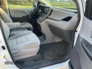 ✅ 2015 Toyota Sienna LE AAS • VIN: 5TDKK3DC3FS547083 • Lot: 83761785. Listed on Copart with 173,895 mi. Free auction sales archive from the USA and detailed vehicle history report at DreamBid. Image 5.