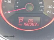 ✅ 2013 Kia Sorento SX • VIN: 5XYKWDA2XDG323728 • Lot: 41781689. Listed on IAAI with 168,069 mi. Free auction sales archive from the USA and detailed vehicle history report at DreamBid. Image 14.