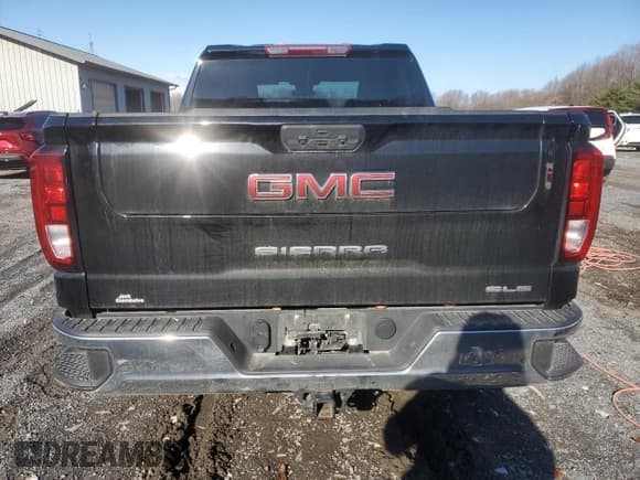 ✅ 2022 GMC Sierra 1500 SLE • VIN: 3GTUUBED0NG615468 • Лот: 81785484. Опубликован ранее на Copart с пробегом 43 501 миль. Бесплатный доступ к архиву аукционных продаж из США и подробный отчёт об истории автомобиля на DreamBid. Изображение 6.