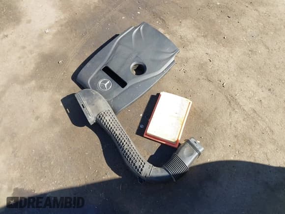 ✅ 2017 Mercedes-Benz C 300 • VIN: 55SWF4JB9HU218076 • Лот: 43388364. Опубликован ранее на IAAI с пробегом 65 834 миль. Бесплатный доступ к архиву аукционных продаж из США и подробный отчёт об истории автомобиля на DreamBid. Изображение 12.