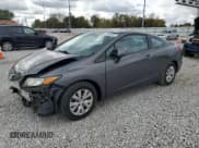 ✅ 2012 Honda Civic LX • VIN: 2HGFG3B53CH529542 • Лот: 89888785. Опубликован ранее на Copart с пробегом 140 065 миль. Бесплатный доступ к архиву аукционных продаж из США и подробный отчёт об истории автомобиля на DreamBid. Изображение 1.