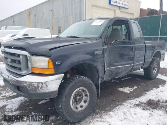 ✅ 1999 Ford F-250 XL • VIN: 1FTNX21L1XED96507 • Lot: 41614080. Listed on IAAI with 182,627 mi. Free auction sales archive from the USA and detailed vehicle history report at DreamBid. Image 2.