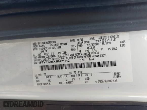 ✅ 2018 Ford Transit • VIN: 1FTYR2ZMXJKA21812 • Lot: 43054561. Wystawiony na IAAI z przebiegiem 219 255 mil. Bezpłatny archiwum sprzedaży aukcyjnych z USA i szczegółowy raport historii pojazdu na DreamBid. Zdjęcie 9.