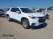 ✅ 2020 Chevrolet Traverse LT Cloth • VIN: 1GNERGKW4LJ115132 • Лот: 43346660. Опубликован ранее на IAAI с пробегом 61 404 миль. Бесплатный доступ к архиву аукционных продаж из США и подробный отчёт об истории автомобиля на DreamBid. Изображение 1.