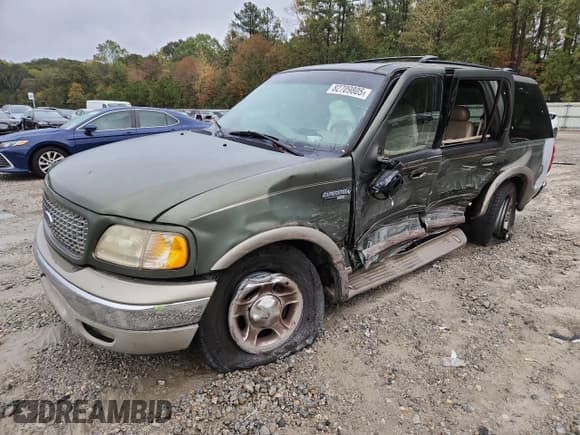 ✅ 2000 Ford Expedition Eddie Bauer • VIN: 1FMRU17L1YLB48889 • Lot: 82709805. Wystawiony na Copart z przebiegiem Nie podano. Bezpłatny archiwum sprzedaży aukcyjnych z USA i szczegółowy raport historii pojazdu na DreamBid. Zdjęcie 1.
