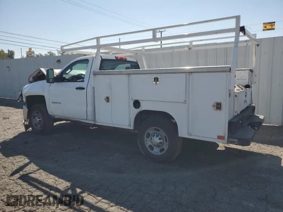 ✅ 2015 Chevrolet Silverado 2500HD Work Truck • VIN: 1GB0CUEG6FZ516103 • Lot: 80951675. Wystawiony na Copart z przebiegiem 356 131 mil. Bezpłatny archiwum sprzedaży aukcyjnych z USA i szczegółowy raport historii pojazdu na DreamBid. Zdjęcie 2.
