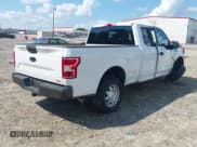 ✅ 2018 Ford F-150 XL • VIN: 1FTEX1CG8JFA48702 • Lot: 42877550. Wystawiony na IAAI z przebiegiem 151 367 mil. Bezpłatny archiwum sprzedaży aukcyjnych z USA i szczegółowy raport historii pojazdu na DreamBid. Zdjęcie 4.