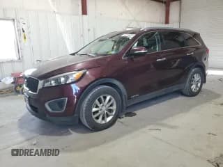 ✅ 2016 Kia Sorento LX • VIN: 5XYPGDA55GG126080 • Lot: 92274835. Listed on Copart with 145,461 mi. Free auction sales archive from the USA and detailed vehicle history report at DreamBid. Image 1.