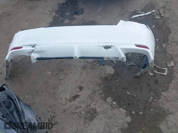 2022 Toyota Camry SE z VIN 4T1G11AK8NU027220, wystawiony jako IAAI lot #42161140 z przebiegiem 68 347 mil mil oraz . Historia ofert i sprzedaży dostępna na DreamBid. Obrazek 12.