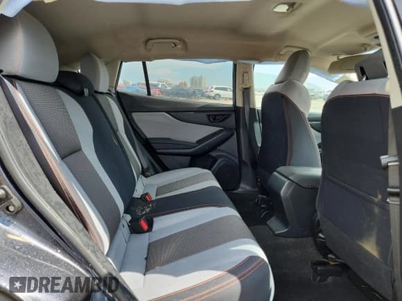 ✅ 2018 Subaru Crosstrek Premium • VIN: JF2GTABC0JH338070 • Lot: 69859995. Wystawiony na Copart z przebiegiem 83 347 mil. Bezpłatny archiwum sprzedaży aukcyjnych z USA i szczegółowy raport historii pojazdu na DreamBid. Zdjęcie 11.