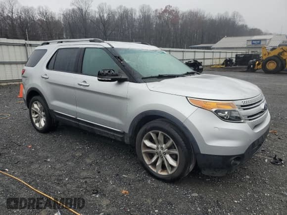 ✅ 2015 Ford Explorer XLT • VIN: 1FM5K8D81FGC11220 • Lot: 93568255. Listed on Copart with 170,795 mi. Free auction sales archive from the USA and detailed vehicle history report at DreamBid. Image 4.