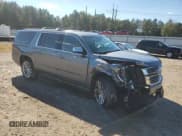 ✅ 2019 Chevrolet Suburban Premier • VIN: 1GNSKJKJ3KR291615 • Lot: 90142665. Wystawiony na Copart z przebiegiem 130 860 mil. Bezpłatny archiwum sprzedaży aukcyjnych z USA i szczegółowy raport historii pojazdu na DreamBid. Zdjęcie 4.