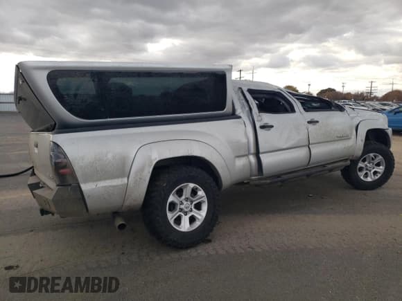 ✅ 2005 Toyota Tacoma • VIN: 5TEMU52N95Z036868 • Lot: 91249095. Listed on Copart with 178,028 mi. Free auction sales archive from the USA and detailed vehicle history report at DreamBid. Image 3.