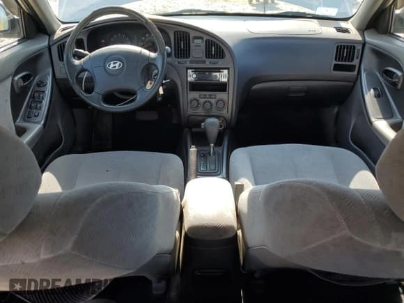 ✅ 2005 Hyundai Elantra GLS • VIN: KMHDN46D95U160748 • Lot: 68536505. Wystawiony na Copart z przebiegiem 159 323 mil. Bezpłatny archiwum sprzedaży aukcyjnych z USA i szczegółowy raport historii pojazdu na DreamBid. Zdjęcie 8.