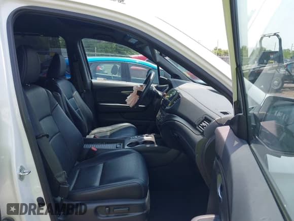 ✅ 2021 Honda Passport EX-L • VIN: 5FNYF8H59MB007097 • Lot: 42409181. Listed on IAAI with 74,410 mi. Free auction sales archive from the USA and detailed vehicle history report at DreamBid. Image 5.