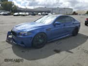 ✅ 2013 BMW M5 • VIN: WBSFV9C58DC773982 • Лот: 84922455. Опубликован ранее на Copart с пробегом 60 707 миль. Бесплатный доступ к архиву аукционных продаж из США и подробный отчёт об истории автомобиля на DreamBid. Изображение 1.